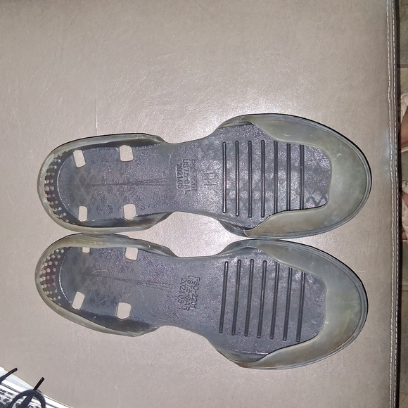 Vans Wild Pattern Sneakers with Black and White Accents - Picture 6 of 8